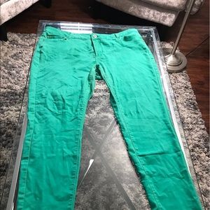 Women’s jeans